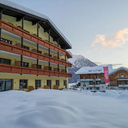 大格洛克纳山scol运动酒店 Kals-am Großglockner